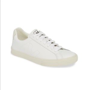 Veja Esplar 5, EUR 35